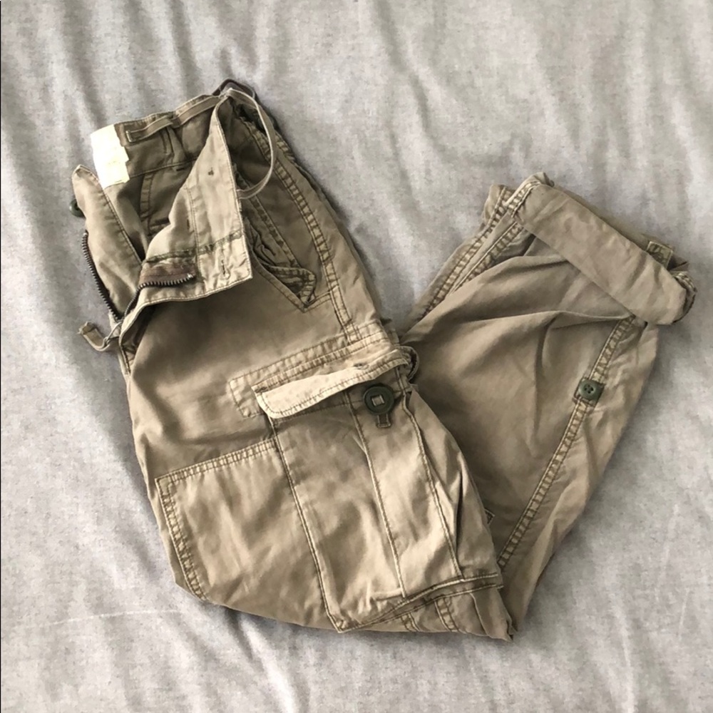 Men’s Rugby Ralph Lauren cargo pants, size 28W